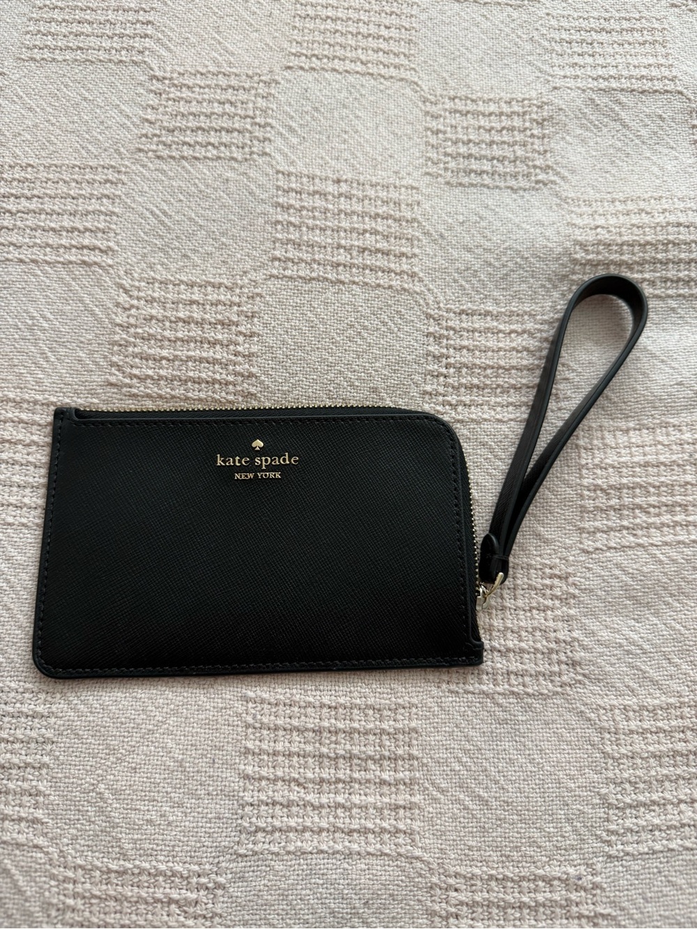 kate spade Black Saffiano Zip Card Case with Gold Logo